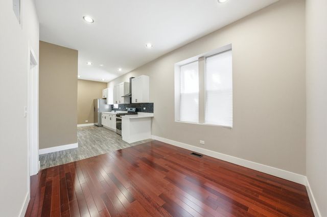 7017 S Normal Boulevard, Chicago, IL 60621