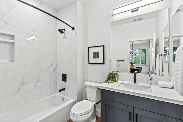 943 Woodside Road, Redwood City, CA 94061