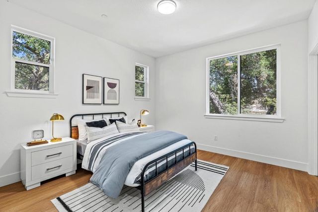 943 Woodside Road, Redwood City, CA 94061