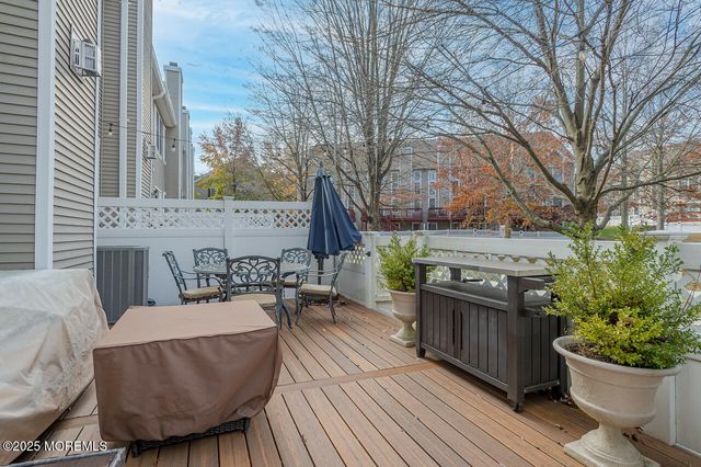 78 Ironwood Court, Middletown, NJ 07748