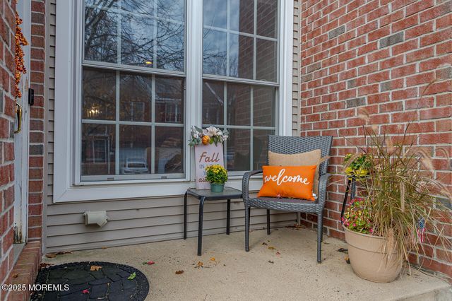 78 Ironwood Court, Middletown, NJ 07748