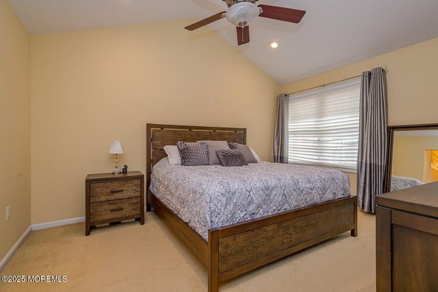 78 Ironwood Court, Middletown, NJ 07748