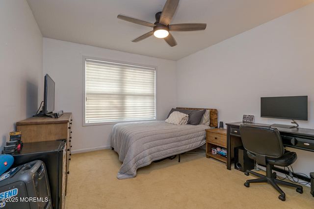 78 Ironwood Court, Middletown, NJ 07748