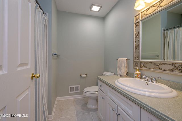 78 Ironwood Court, Middletown, NJ 07748