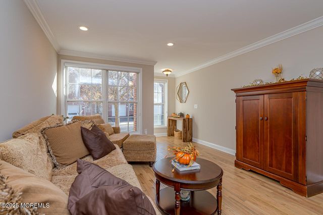 78 Ironwood Court, Middletown, NJ 07748