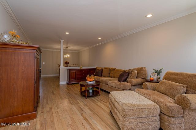 78 Ironwood Court, Middletown, NJ 07748