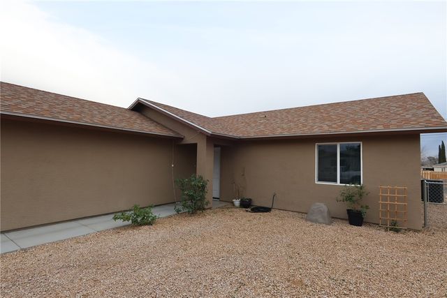 2720 E Leroy Avenue, Kingman, AZ 86409