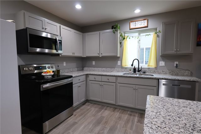 2720 E Leroy Avenue, Kingman, AZ 86409