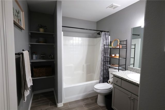 2720 E Leroy Avenue, Kingman, AZ 86409