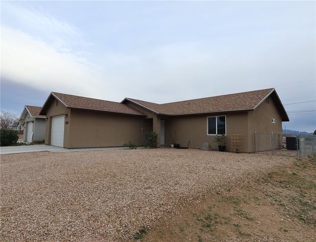 2720 E Leroy Avenue, Kingman, AZ 86409