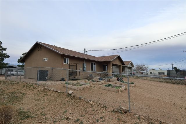 2720 E Leroy Avenue, Kingman, AZ 86409