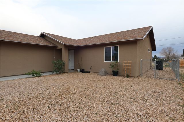 2720 E Leroy Avenue, Kingman, AZ 86409