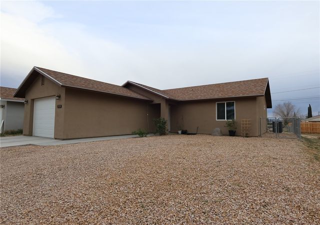 2720 E Leroy Avenue, Kingman, AZ 86409