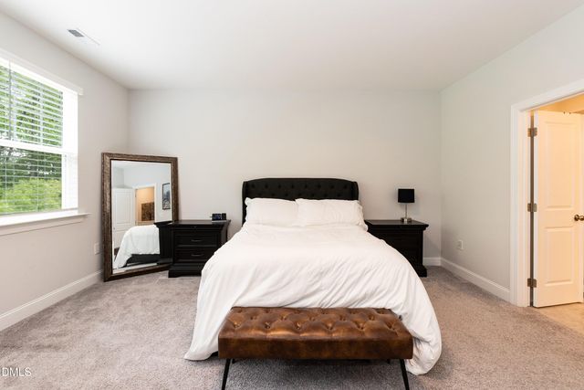 303 Silverhawk Lane, Durham, NC 27703