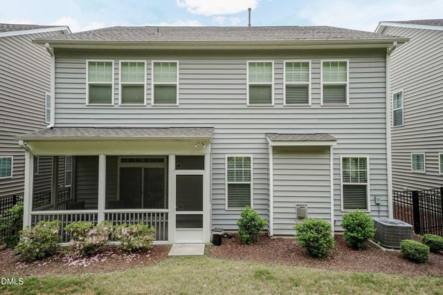 303 Silverhawk Lane, Durham, NC 27703