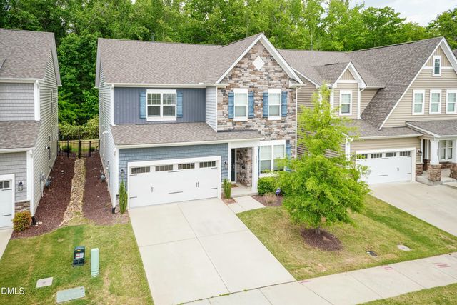 303 Silverhawk Lane, Durham, NC 27703