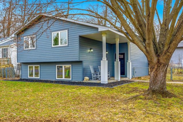 5499 Prospect Avenue, White Bear Twp, MN 55110