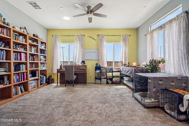 2016 Via Vida Feliz Avenue, Rosamond, CA 93560