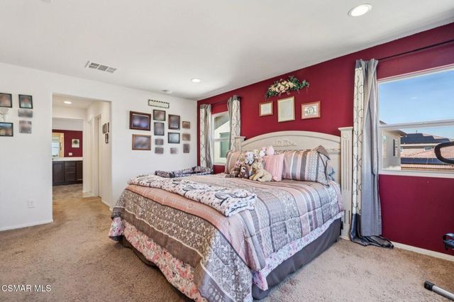 2016 Via Vida Feliz Avenue, Rosamond, CA 93560