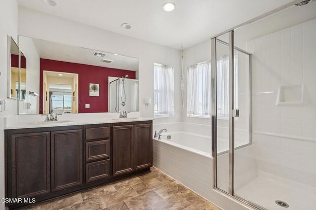 2016 Via Vida Feliz Avenue, Rosamond, CA 93560