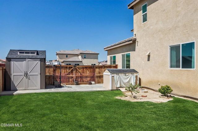 2016 Via Vida Feliz Avenue, Rosamond, CA 93560