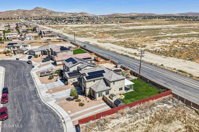 2016 Via Vida Feliz Avenue, Rosamond, CA 93560