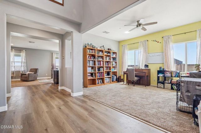 2016 Via Vida Feliz Avenue, Rosamond, CA 93560