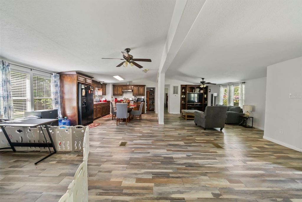 4165 Fm 2693 Road W, New Waverly, TX 77358