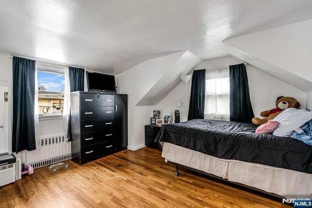 18 Sidney Street, Lodi, NJ 07644