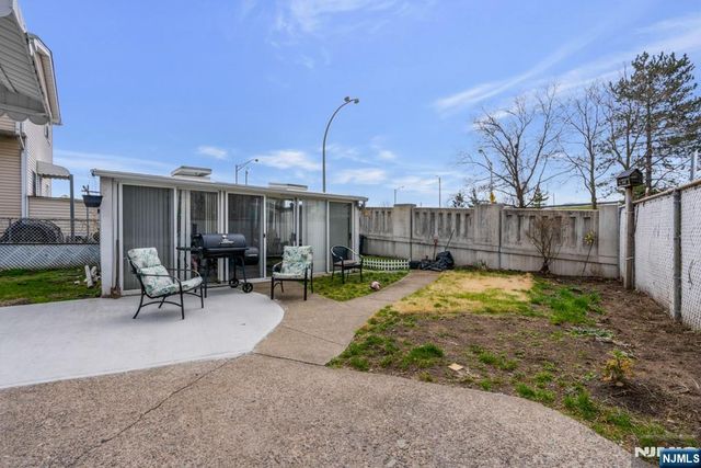 18 Sidney Street, Lodi, NJ 07644