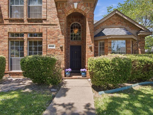 5707 Manchester Drive, Richardson, TX 75082