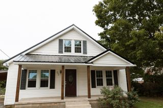 802 Mahr Ave, Lawrenceburg, TN 38464