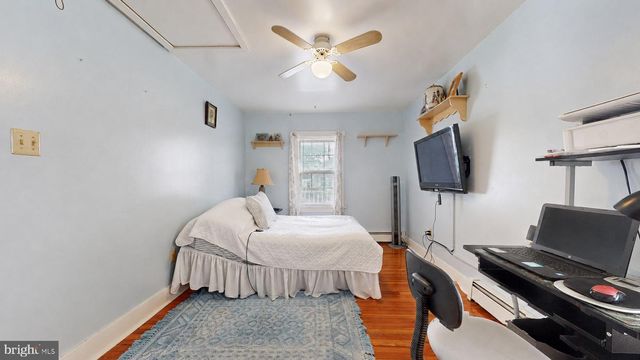 127 W PIERSON AVE, Somers Point, NJ 08244