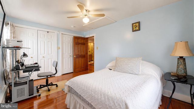 127 W PIERSON AVE, Somers Point, NJ 08244