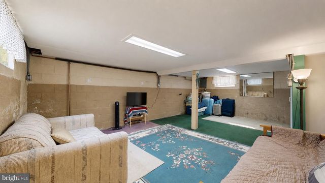 127 W PIERSON AVE, Somers Point, NJ 08244