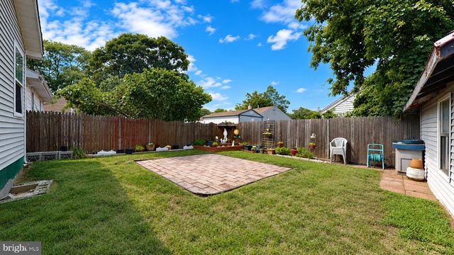 127 W PIERSON AVE, Somers Point, NJ 08244