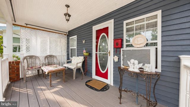127 W PIERSON AVE, Somers Point, NJ 08244