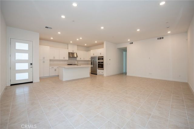 160 Sentosa, Irvine, CA 92618