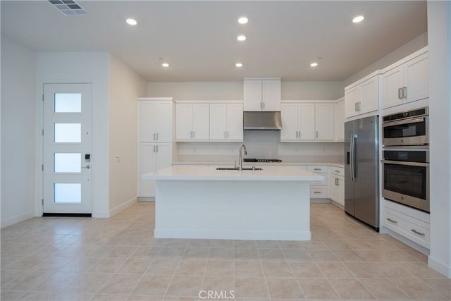 160 Sentosa, Irvine, CA 92618