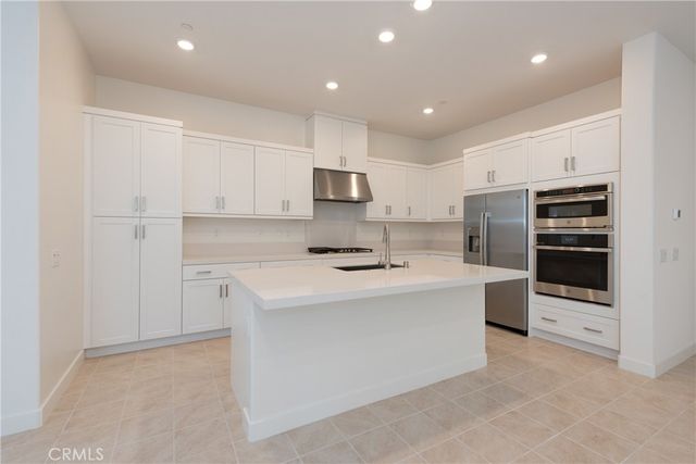 160 Sentosa, Irvine, CA 92618