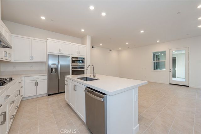 160 Sentosa, Irvine, CA 92618