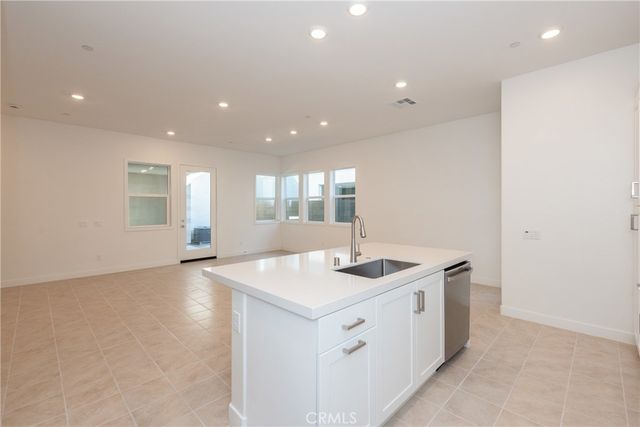 160 Sentosa, Irvine, CA 92618