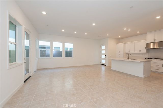 160 Sentosa, Irvine, CA 92618