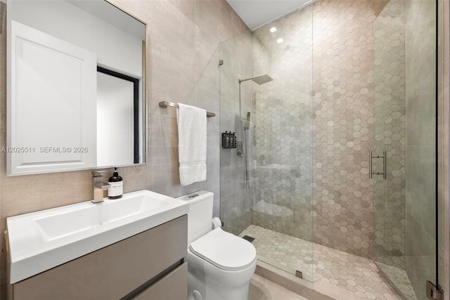 5753 SW 31st St, Miami, FL 33155