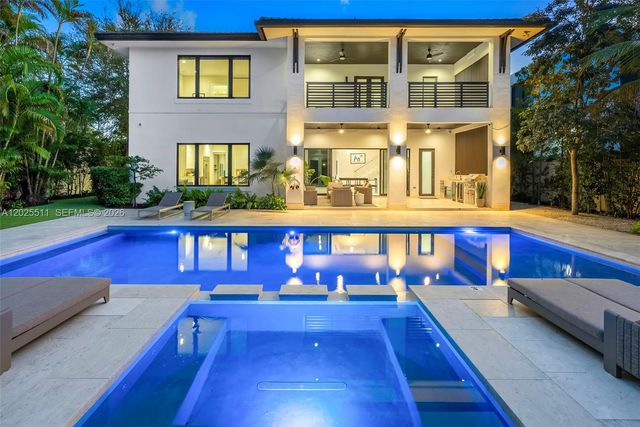 5753 SW 31st St, Miami, FL 33155