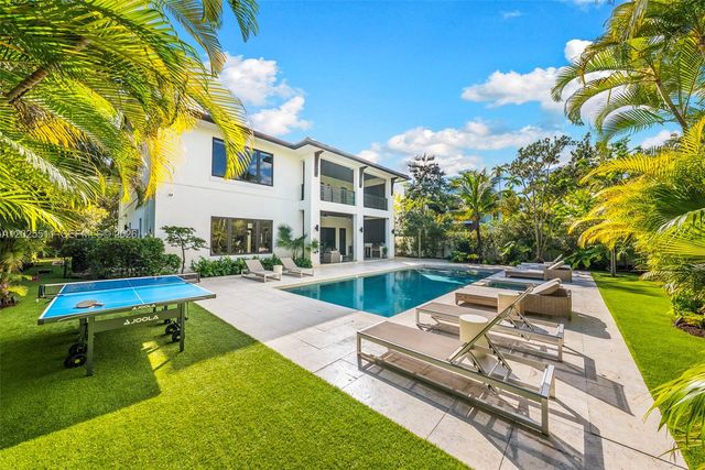 5753 SW 31st St, Miami, FL 33155