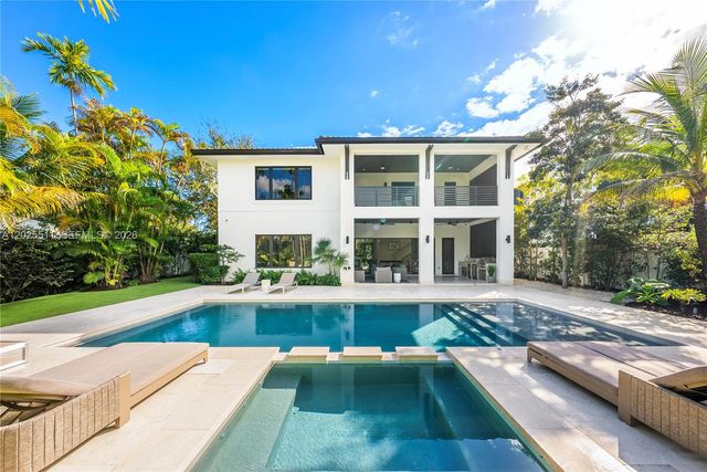 5753 SW 31st St, Miami, FL 33155