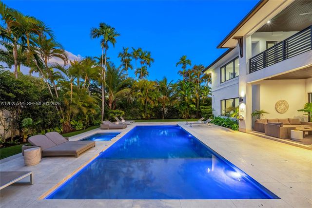 5753 SW 31st St, Miami, FL 33155