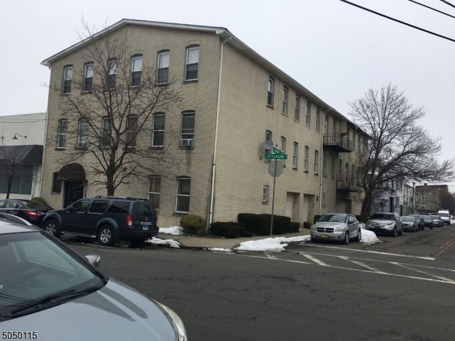 316 Jefferson St 2E, Newark City, NJ 07105