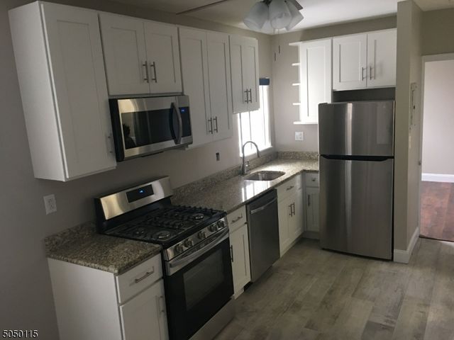 316 Jefferson St 2E, Newark City, NJ 07105